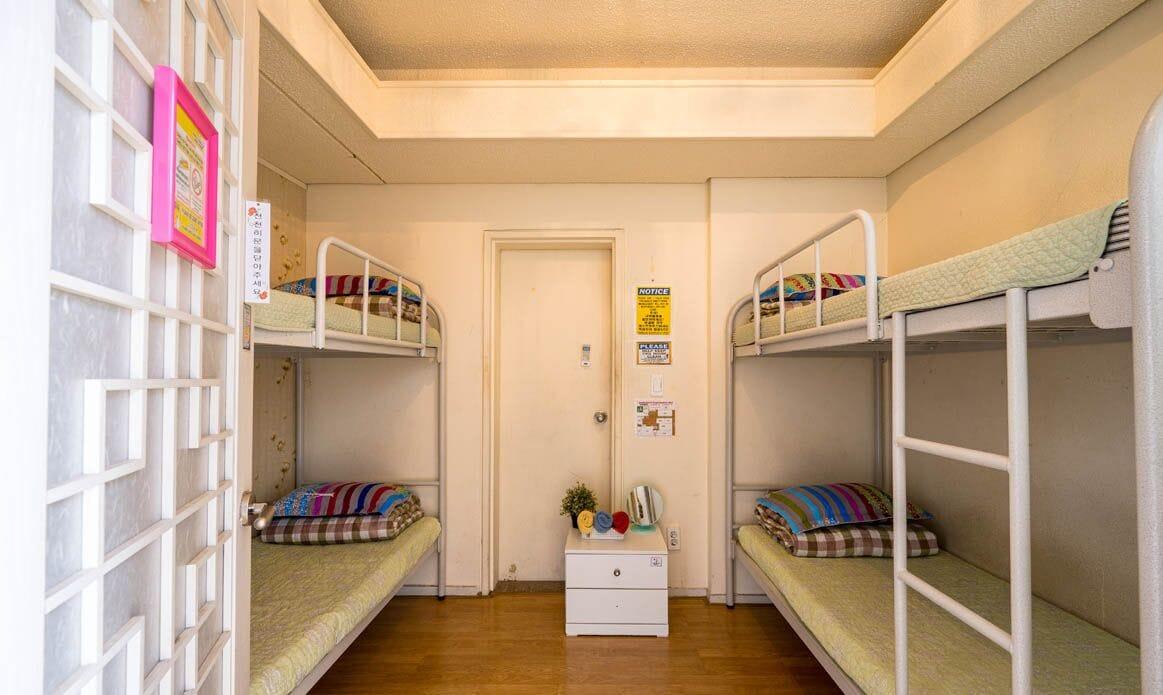 Mamas And Papas Hotel Seoul Bagian luar foto