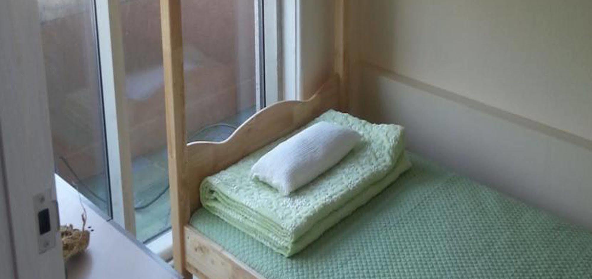 Mamas And Papas Hotel Seoul Bagian luar foto